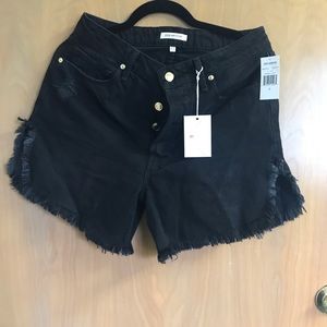Good American Bombshell shorts